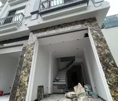 Bán nhà xây mới tinh gần Đại học Công nghiệp Hà Nội, ngõ nông 10m ra đường ô tô