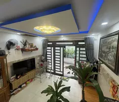 BÁN NHÀ ĐƯỜNG NƠ TRANG LONG, BÌNH THẠNH, 1 TRỆT 1 LẦU, LÔ GÓC 2 MẶT HẺM GIÁ NHỈNH 4 TỶ