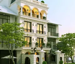 Bán nhà mặt phố sân vườn Hoàng Cầu, Đống Đa, diện tích 210m2, xây building 10 tầng cho thuê dòng