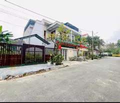 LÔ ĐẤT HIẾM NGAY CẦU NGUYỄN HOÀNG - KQH KIM LONG - KẸP MƯƠNG 3 MẶT THOÁNG. Giá chỉ 3 tỷ 2 XX