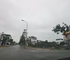 Bán gấp đất Biệt thư Siêu VIP KĐT Nam Vĩnh Yên, 348m2, đường 19,5m view Siêu Thị GO! VĨNH PHÚC
