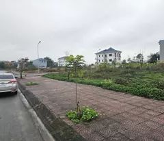 Bán gấp đất Biệt thư Siêu VIP KĐT Nam Vĩnh Yên, 348m2, đường 19,5m view Siêu Thị GO! VĨNH PHÚC