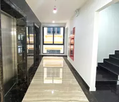 Bán Tòa Văn Phòng 9 Tầng Mặt Phố Bạch Mai. Vị Trí Đắc Địa. DT 167m2. MT 7,8m. Giá 125 TỶ