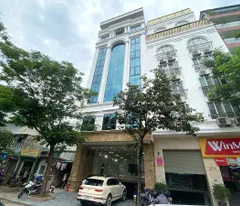 Cho Thuê Tòa Văn Phòng 9 Tầng Mặt Phố Quan Hoa. DT 190m2.MT 9.5m. Giá 13.300USD/th