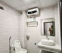 Bán nhà phố 8 tháng 3 phân lô 5 tầng thang máy long lanh ô tô tránh vào nhà hai bà trưng