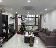 Bán siêu phẩm nhà mặt phố vọng 8 tầng thang máy long lanh lô góc hai bà trưng