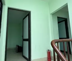 LÊ VĂN HIẾN - PHÂN LÔ - NGÕ THÔNG - DÂN XÂY - DÒNG TIỀN - MẶT TIỀN ĐẸP - 100M Ô TÔ TRÁNH
