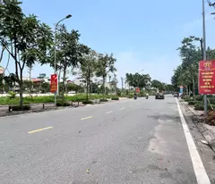 bán nhà mặt phố Bát Khối, 180m, mặt tiền 11.5m, full thổ cư, đón đầu cầu Trần Hưng Đạo