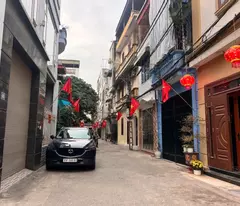 Bán nhà: Ngọc hồi, cách BX Nước Ngầm 1km, 65m2, 6 tầng, thang máy. hơn 7 tỷ