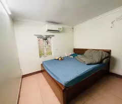 Bán nhà tam trinh 4 tầng dân xay lô góc cách phố 80M hoàng mai