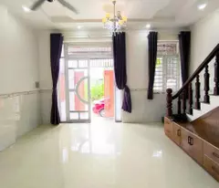 Bán nhà mặt phố Q.9, 105m², 3 tầng, 4PN, 8 tỷ, sổ đỏ