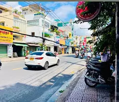 Bán nhà Cấp 4, Mặt tiền Lê Quang Định -  Phan Đăng Lưu, DT: 11x35m, Tiện xây, 99 tỷ.