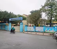 BÁN nhà bán đất bán cả tiềm năng phát triển  đây. nhà đất việt hưng không ưng hơi phí