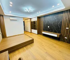 Bán nhà mặt phố Trung tâm quận Thanh Xuân 73m2 5 tầng hai thoáng ô tô tránh gần hồ