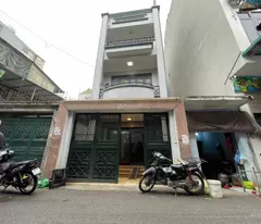 Hot!! Giá rẻ nhất Mặt Phố Quận Hai Bà Trưng KD, Ô Tô Tránh, 2 thoáng 82m2, MT: 5m Chỉ 20.8 tỷ