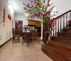 Hot!! Giá rẻ nhất Mặt Phố Quận Hai Bà Trưng KD, Ô Tô Tránh, 2 thoáng 82m2, MT: 5m Chỉ 20.8 tỷ