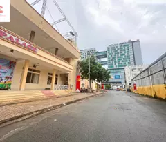 Cho Thuê 1300m2 Lầu 1: 18D Cộng Hoà, Phường 4, Tân Bình