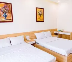 Tòa căn hộ biển Mỹ Khê 8 tàng -Dòng tiền 70 triệu tháng - Giá chỉ 19,2 tỷ .
