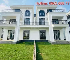 Sổ đỏ lâu dài.BT 3,5 tầng,268m,mt10m,18 tỷ.Giá đầu tư