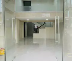 *Chỉ Hơn 30Tỷ, Mặt Tiền KD Vị trí Đắc Địa Trần Hưng Đạo Q1,72m,5Tầng,5PN-Sổ Nở Hậu