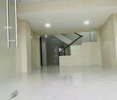 *Chỉ Hơn 30Tỷ, Mặt Tiền KD Vị trí Đắc Địa Trần Hưng Đạo Q1,72m,5Tầng,5PN-Sổ Nở Hậu