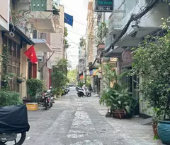 Bán căn hộ view Hà Đô Centrosa 3/2 Q10 ngang 4.2m 90m2 4 tầng mới sát Vincom nhỉnh 14 tỷ.