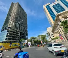 BÁN NHÀ 11-13-15-17-19-21 HÀM NGHI QUẬN 1