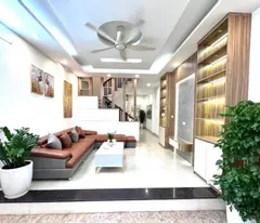 Bán nhà riêng Trần Cung oto, 2 thoáng, ngõ rộng, vuông vắn cực đẹp, DT 35m2, 5T, chỉ 8 tỷ