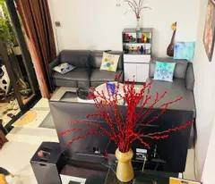 Lô Góc Nhà Đẹp - Bán Nhà Đường Nguyễn Công Trứ 3 Tầng Sát Biển.
