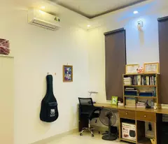 Lô Góc Nhà Đẹp - Bán Nhà Đường Nguyễn Công Trứ 3 Tầng Sát Biển.