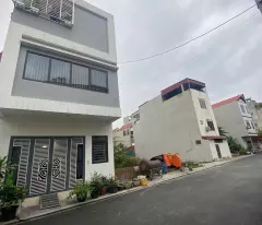 BÁN NHANH 60.7M ĐẤT CHỢ KIM- ĐÔNG ANH- HÀ NỘI. MT 4.6M. ĐƯỜNG 4M/. LÔ GÓC. GIÁ 4.7 TỶ