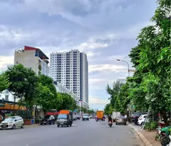Nhà hoàn thiện 5 tầng 90m2 đường 30m cho bác nào thuê KD tại Trâu Quỳ, Gia Lâm. Lh 0989894845
