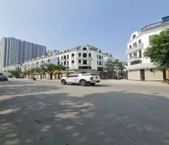Nhà hoàn thiện 5 tầng 90m2 đường 30m cho bác nào thuê KD tại Trâu Quỳ, Gia Lâm. Lh 0989894845