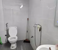 Bán 82M hưng phúc tặng nhà ô tô tránh vào nhà hoàng mai