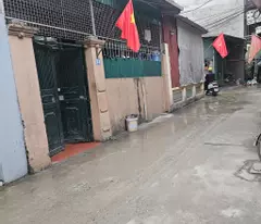 Bán 82M hưng phúc tặng nhà ô tô tránh vào nhà hoàng mai