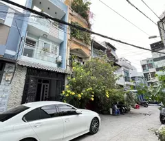 HẺM 2 XE TẢI TRÁNH NHAU ,  Ô TÔ ĐẬU TRƯỚC CỬA HOẶC NGỦ TRONG NHÀ. [P2Q8].SIÊU PHẨM DƯƠNG BÁ TRẠC.