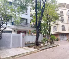 bán Biệt Thự Bắc Linh Đàm, Sân vườn độc lập, lô góc gần trường