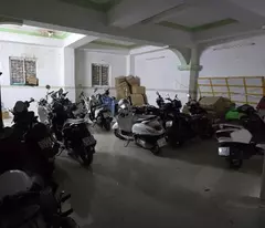 Toà nhà căn hộ dịch vụ, Ngang 7m, Mặt tiền hẻm kinh doanh trãi nhựa 6m, thu nhập 315triệu/Năm, 5