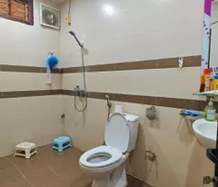 Bán tập thể mai đông 3 tầng long lanh ở ngay 130M hoàng mai