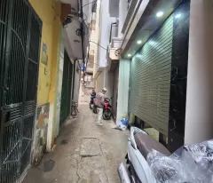 Bán nhà Hoàng Mai giá 7.1 tỷ, diện tích 32m2, 5 tầng, mặt tiền 3.5m