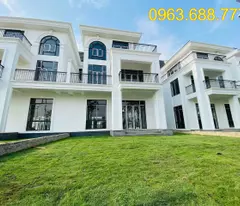 Bán BT Hud Mê Linh,300m,17 tỷ,2 thoáng,sau view công viên