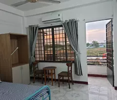 Chính chủ cho thuê phòng (nhà mặt tiền) mới 100% chỉ 3tr đầy đủ nội thất đường Lê Văn Huân, Tân