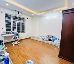 NGỌC HÀ- BA ĐÌNH / 5 Tầng 30m2 dân xây 6x tỷ