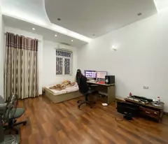 Mặt phố Yên Lãng 32 mét, ô tô tránh,ngõ thông, nhà vuông vắn,5 tầng, sổ đỏ hàng hiếm có duy nhất