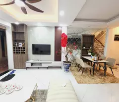 Nhà phố Định Công dt 42m2 x5T,mới,đẹp,ngõ rộng,ở luôn,giá 7.25 tỷ,sđcc
