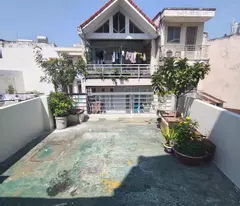 NHÀ BÁN TRUNG TÂM PHÚ NHUẬN SÁT BÊN PHỐ ẨM THỰC PHAN XÍCH LONG
HẺM TRƯỚC NHÀ GẦN 4M OTO THÔNG