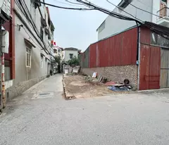 Cần bán lô góc 85m2 đất ngõ 105 Thanh Am, Việt Hưng. Đường rộng ô tô 16 chỗ, ngay gần trường chợ