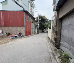 Cần bán lô góc 85m2 đất ngõ 105 Thanh Am, Việt Hưng. Đường rộng ô tô 16 chỗ, ngay gần trường chợ
