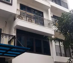 NHÀ MỚI 5 TẦNG MT RỘNG NHẤT KHU TĐC TU HOÀNG, Ô TÔ TRÁNH, VỈA HÈ, KINH DOANH