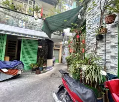 NHÀ CĂN GÓC 2MT- DT 47.6M2- NGANG LỚN 4.8M- Đ. ĐOÀN VĂN BƠ- GẦN CHỢ 200 Đ.XÓM CHIẾU- RA TÔN ĐẢN KẾ
